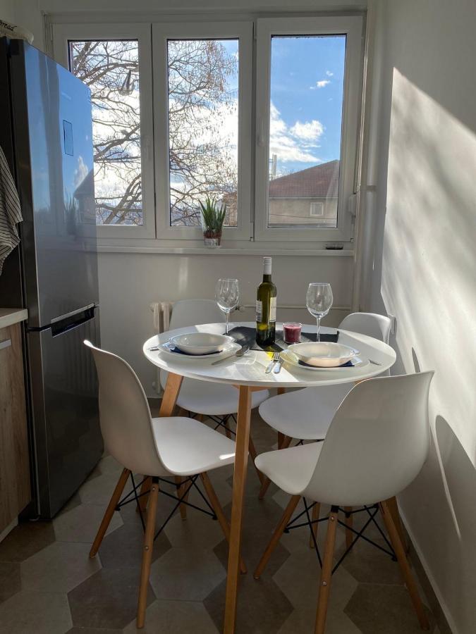 Cosy Apart Aca Belgrad Exterior foto